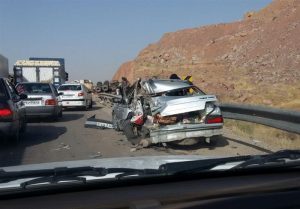 رئیس هلال‌احمر پلدختر:  تصادف در آزادراه پل زال ۲ کشته و ۴ مجروح برجای گذاشت
