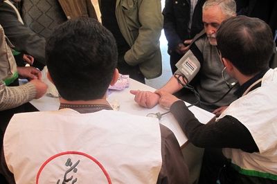 ویزیت رایگان مردم مناطق محروم لرستان توسط بسیج جامعه پزشکی