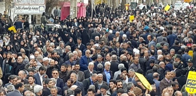 راهپیمایی پرشور مردم لرستان در حمایت از نظام مقدس جمهوری اسلامی و اعلام انزجار از استکبار