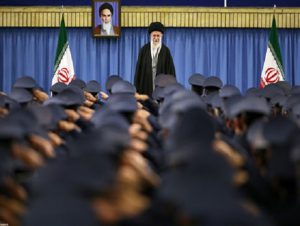 فرماندهان و کارکنان نیروی هوایی ارتش با رهبر معظم انقلاب دیدار کردند