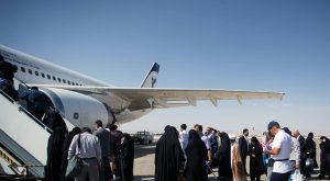نخستین کاروان حجاج لرستانی راهی سرزمین وحی شد