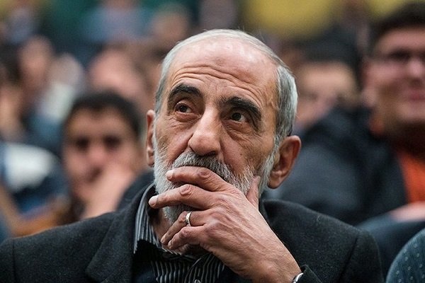 آمریکا در ایران سفارتخانه ندارد ولی ده‌ها سفیر دارد!