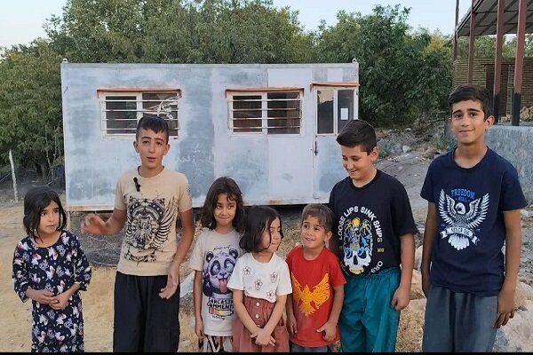 زنگ خطر در کلاسهای دلفان؛ مدارس فرسوده در انتظار پایان بلاتکلیفی