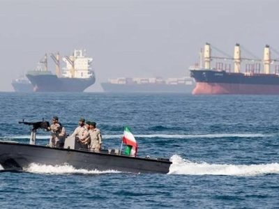 منبع آگاه: تردد شناورهای متخلف در تنگه هرمز به کلی متوقف شده است