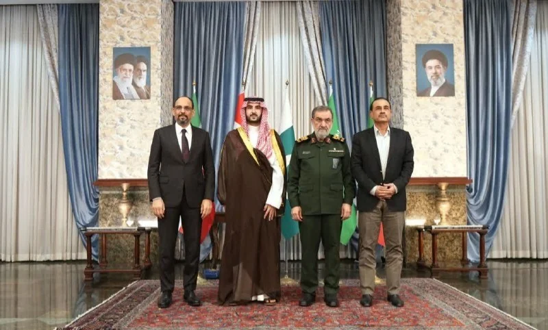 امنیت منطقه ای در پیچ و خم ساختار جدید/ پیام روشن نشست تهران برای آمریکا!